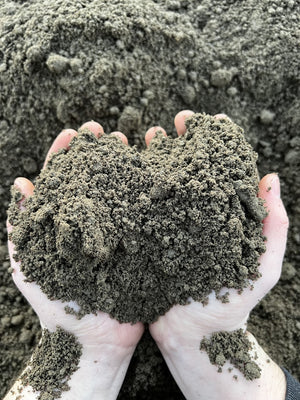 Buy top soil  - Premium Certified Top soil for Raised beds, borders, vegetable allotments, seeding and turfing. Quality Top Soil For Sale